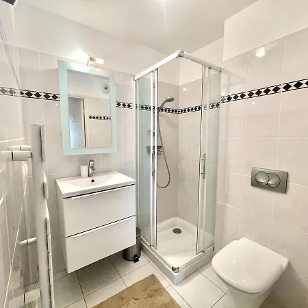 Luxurious Two Bedrooms With Terrace Lägenhet Cannes
